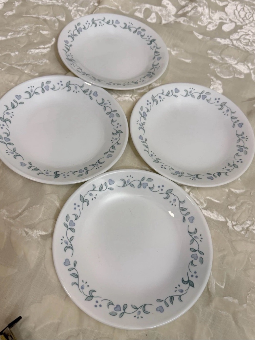 Corelle Country Cottage 6.5" White Blue Hearts Set of 4 Vintage